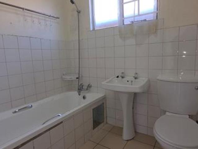Townhouse for rent in Ekurhuleni, Gauteng