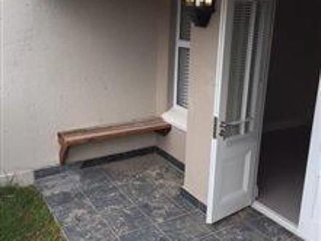 Townhouse for rent in Durbanville, Western Cape