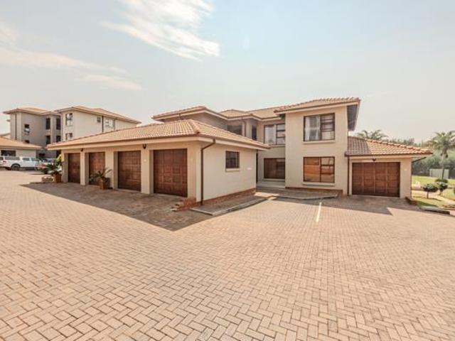 Townhouse for sale in West Rand Garden estates, Westonaria Local Municipality