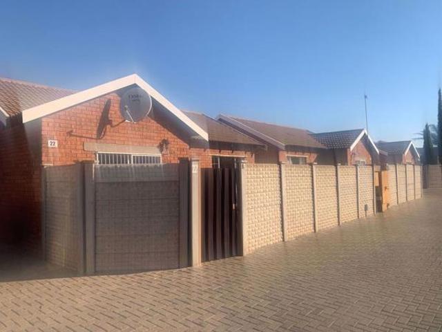 Townhouse for rent in Bloemfontein, Free State