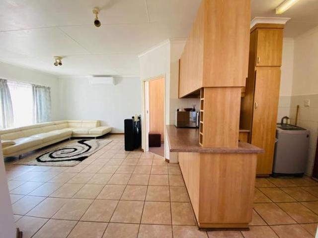 Townhouse for sale in Bloemfontein, Mangaung Metropolitan Municipality