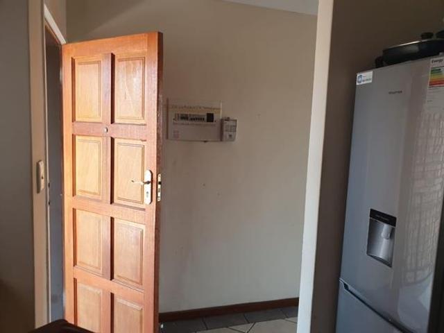 Townhouse for rent in Vosloorus, Gauteng