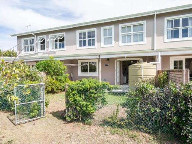 Townhouse for sale in Eastern Cape