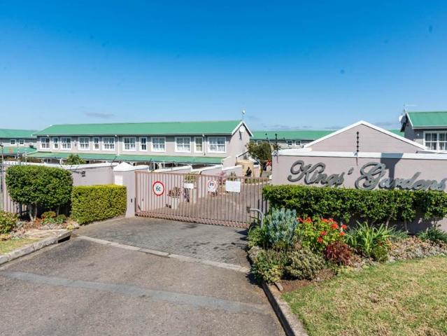 Townhouse for sale in Eastern Cape