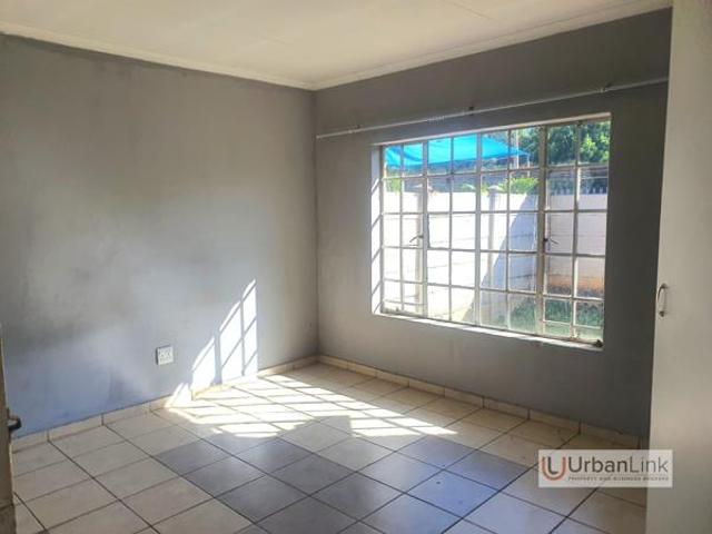 Townhouse for sale in Tlhabane, North West