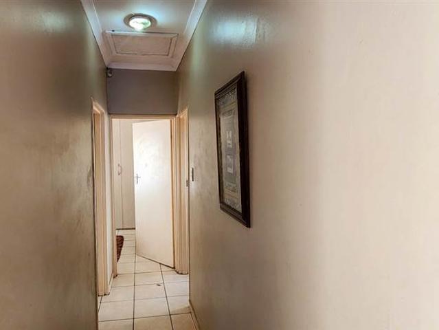 Townhouse for sale in Tlhabane, North West