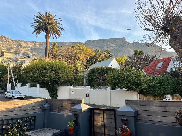 Townhouse for rent in Cape Town, Western Cape