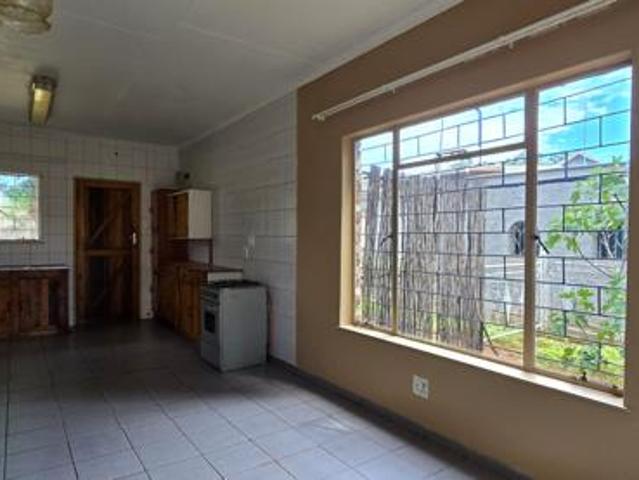 Townhouse for sale in Dr Kenneth Kaunda, North West