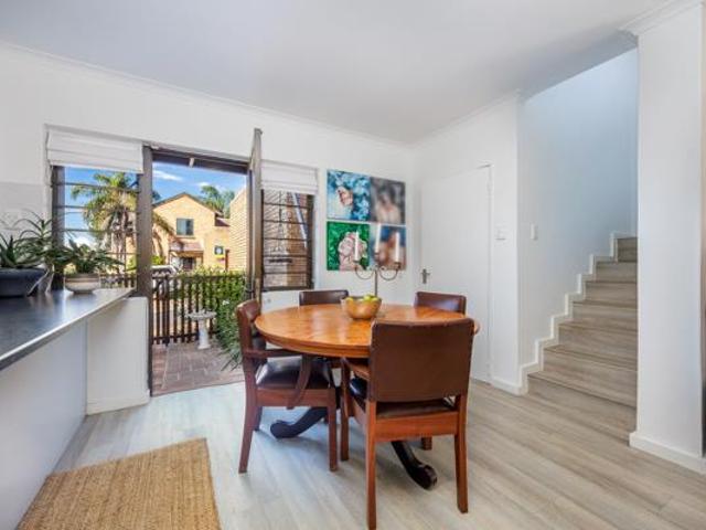 Townhouse for sale in Cape Town, Western Cape
