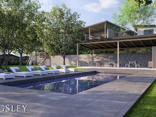 Townhouse for sale in Princess Grant, Kwazulu-natal