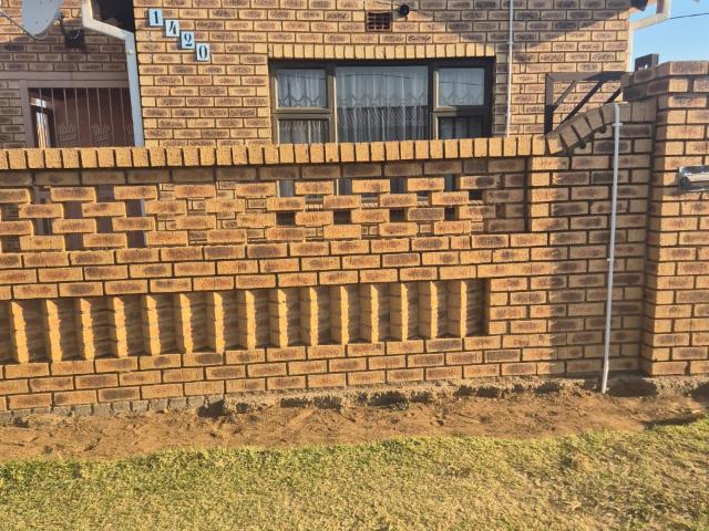 Townhouse for sale in Sedibeng, Gauteng