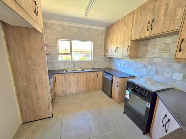 Townhouse for sale in Bethlehem, Dihlabeng Local Municipality