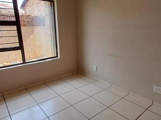 Townhouse for rent in Bethlehem, Dihlabeng Local Municipality