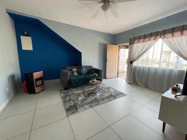 Townhouse for sale in Kwazulu-natal