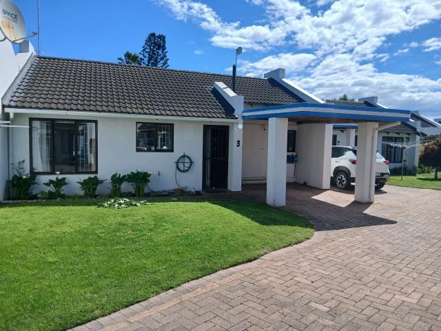 Townhouse for sale in Cape St Francis, Eastern Cape