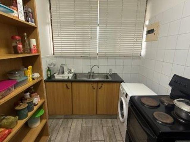 Townhouse for rent in Seaview, Kwazulu-natal