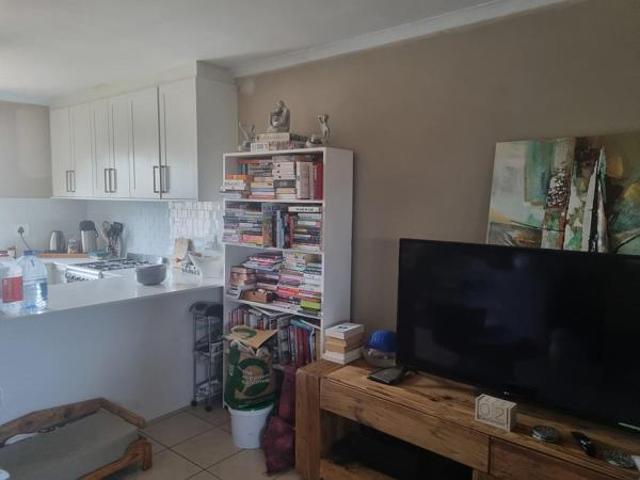 Townhouse for rent in Cape Town, City of Cape Town