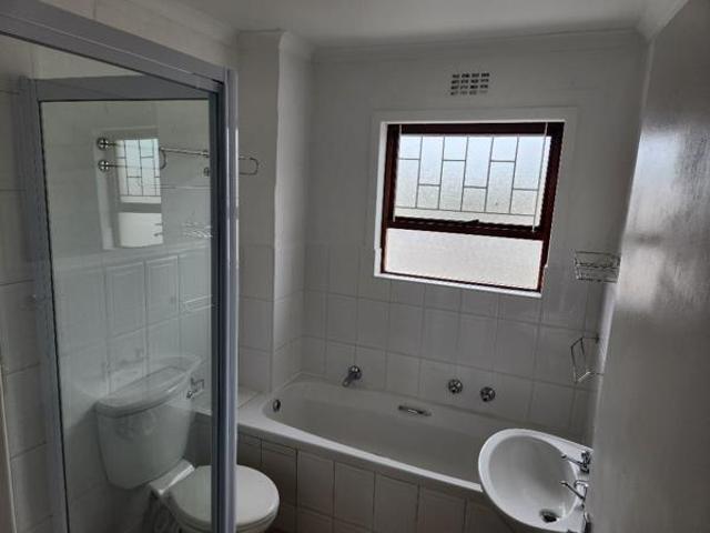 Townhouse for rent in Cape Town, Western Cape