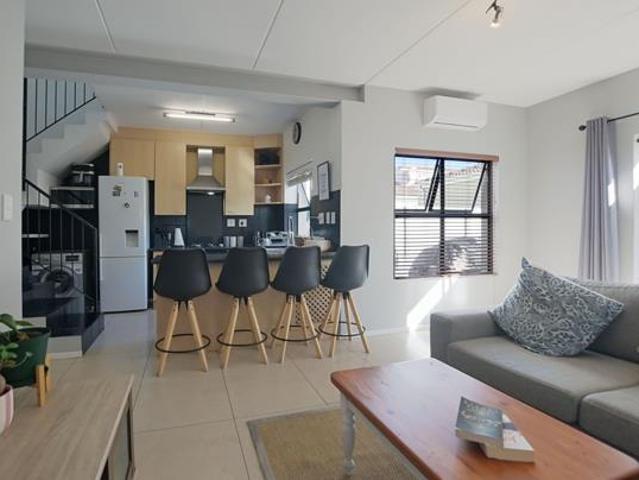Townhouse for sale in Cape Town, Western Cape