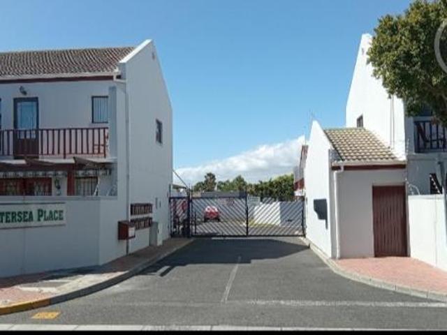 Townhouse for sale in Cape Town, Western Cape