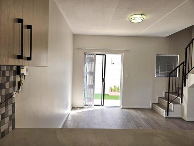 Townhouse for rent in Cape Town, Western Cape