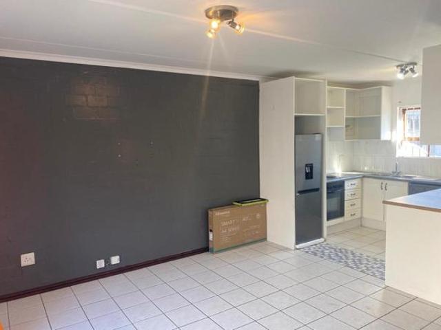 Townhouse for rent in Cape Town, Western Cape