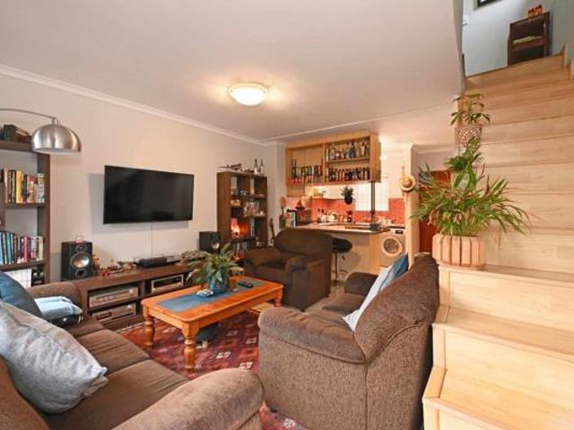 Townhouse for sale in Cape Town, Western Cape