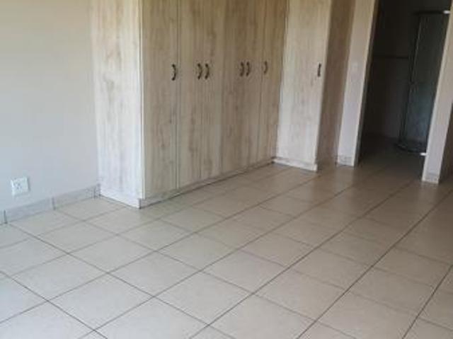 Townhouse for rent in Ekurhuleni, Gauteng
