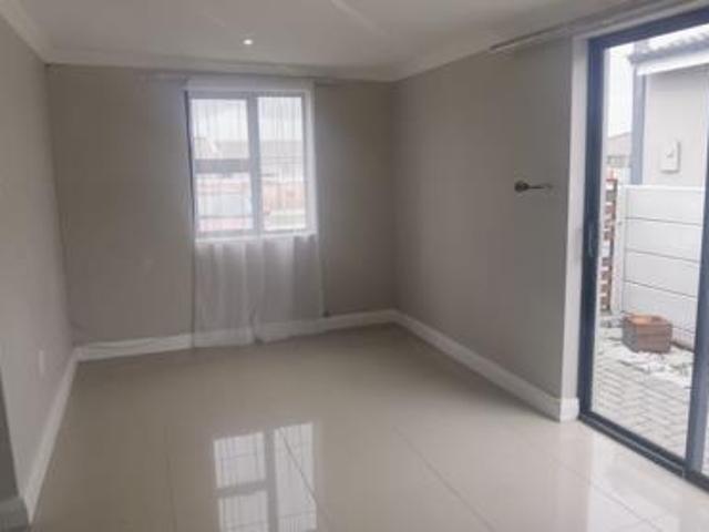 Townhouse for rent in Eastern Cape