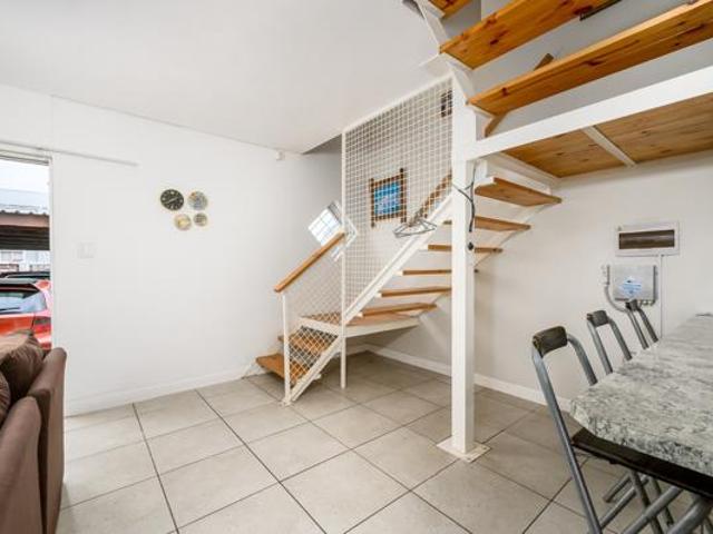 Townhouse for sale in Port Elizabeth, Eastern Cape