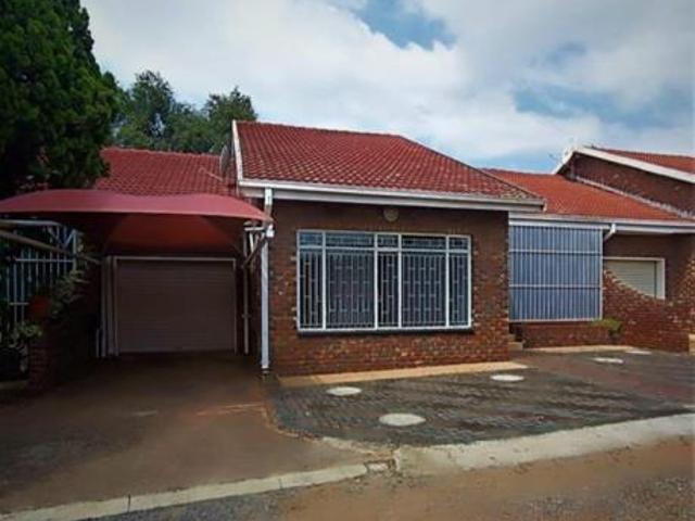 Townhouse for sale in Koppies, Free State