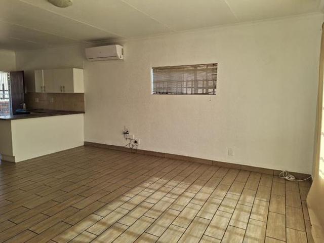 Townhouse for sale in Koppies, Free State