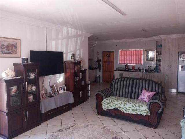 Townhouse for sale in Koppies, Free State