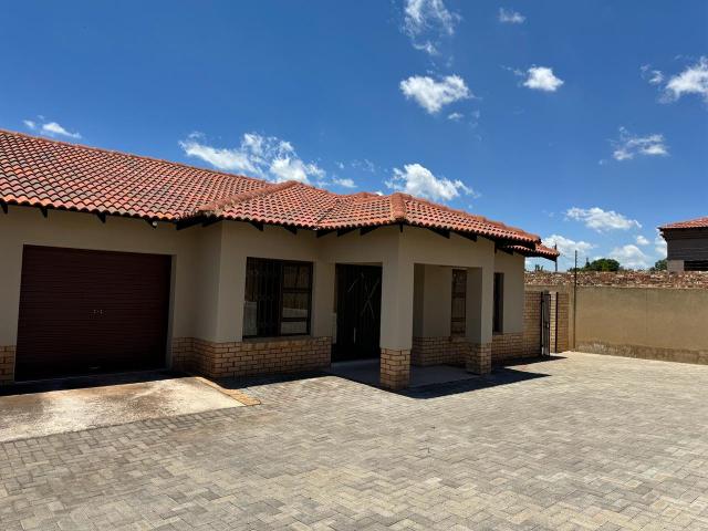 Townhouse for rent in Koppies, Free State