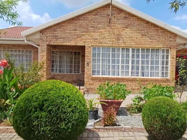 Townhouse for sale in Koppies, Free State