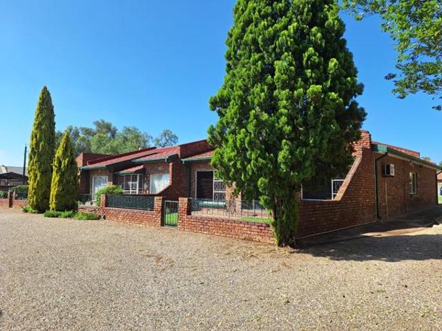 Townhouse for sale in Koppies, Free State