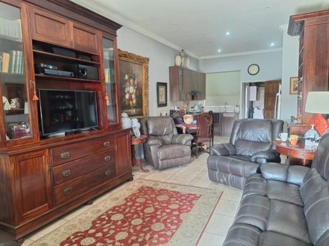 Townhouse for sale in Koppies, Free State
