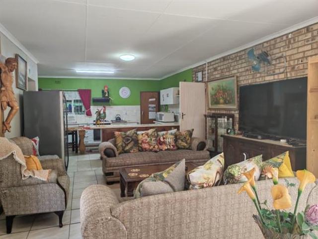 Townhouse for sale in Koppies, Free State