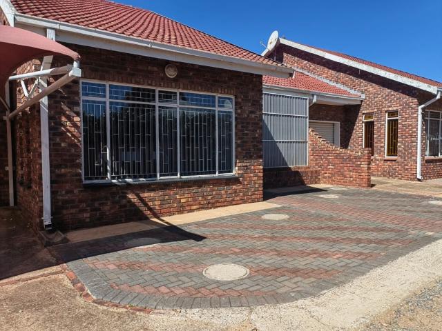 Townhouse for sale in Koppies, Free State