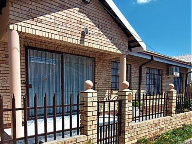 Townhouse for sale in Koppies, Free State