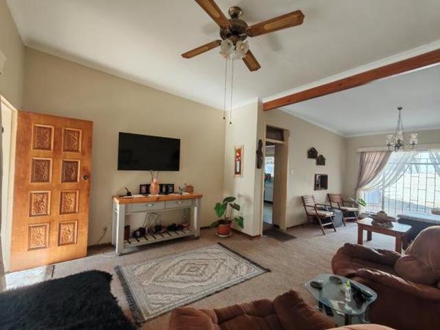Townhouse for sale in Koppies, Free State