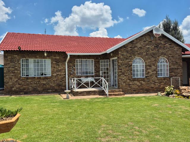Townhouse for sale in Koppies, Free State