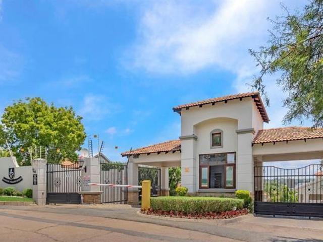 House for rent in Paulshof, Alexandra