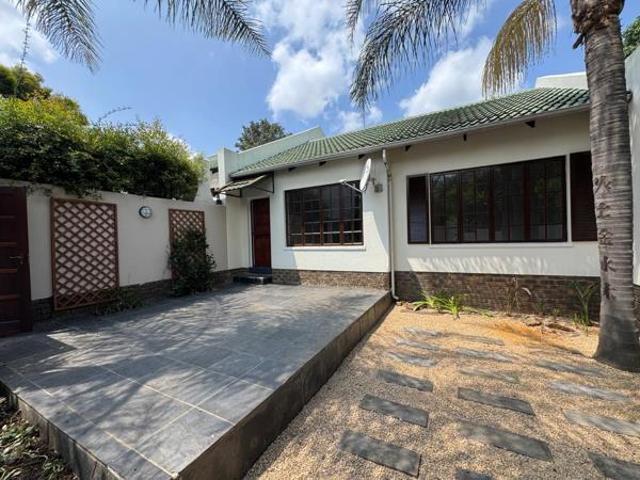House for rent in Paulshof, Alexandra