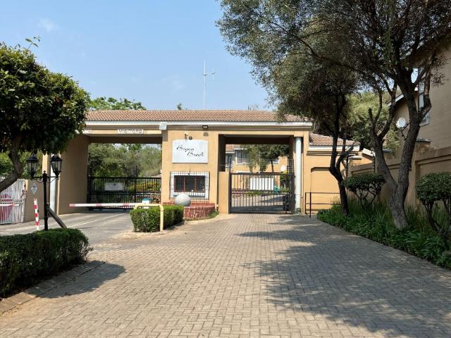 Townhouse for sale in Alexandra, Gauteng