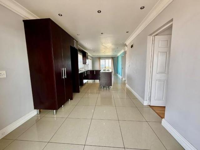 Townhouse for rent in Cape Town, Western Cape