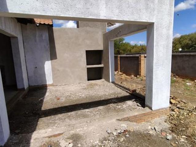 Townhouse for sale in Bloemfontein, Free State