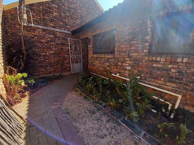 Townhouse for rent in Bloemfontein, Free State