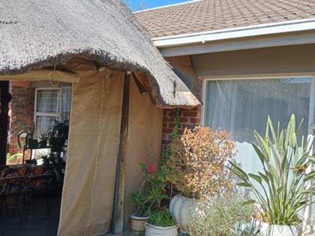 Townhouse for sale in Bloemfontein, Free State