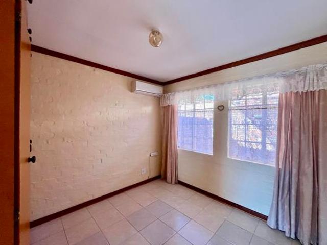 Townhouse for sale in Bloemfontein, Free State